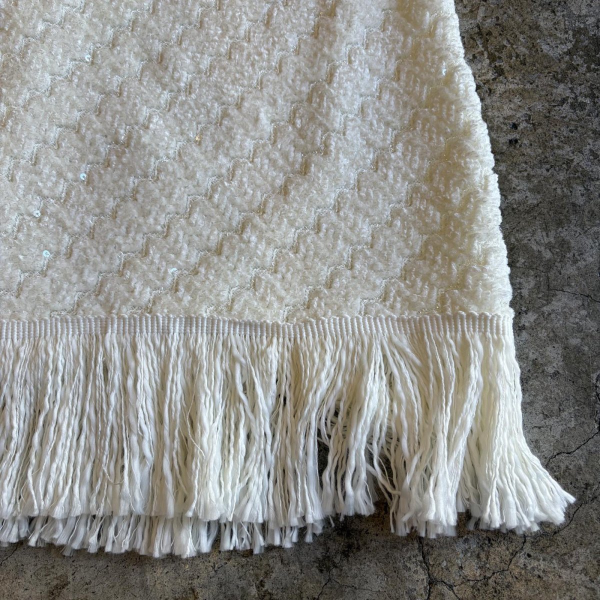 画像4: EMBOSS POINT SEQUINS ALL OVER PATTERN HEM FRINGE DESIGN SKIRT / W26~W32 (4)