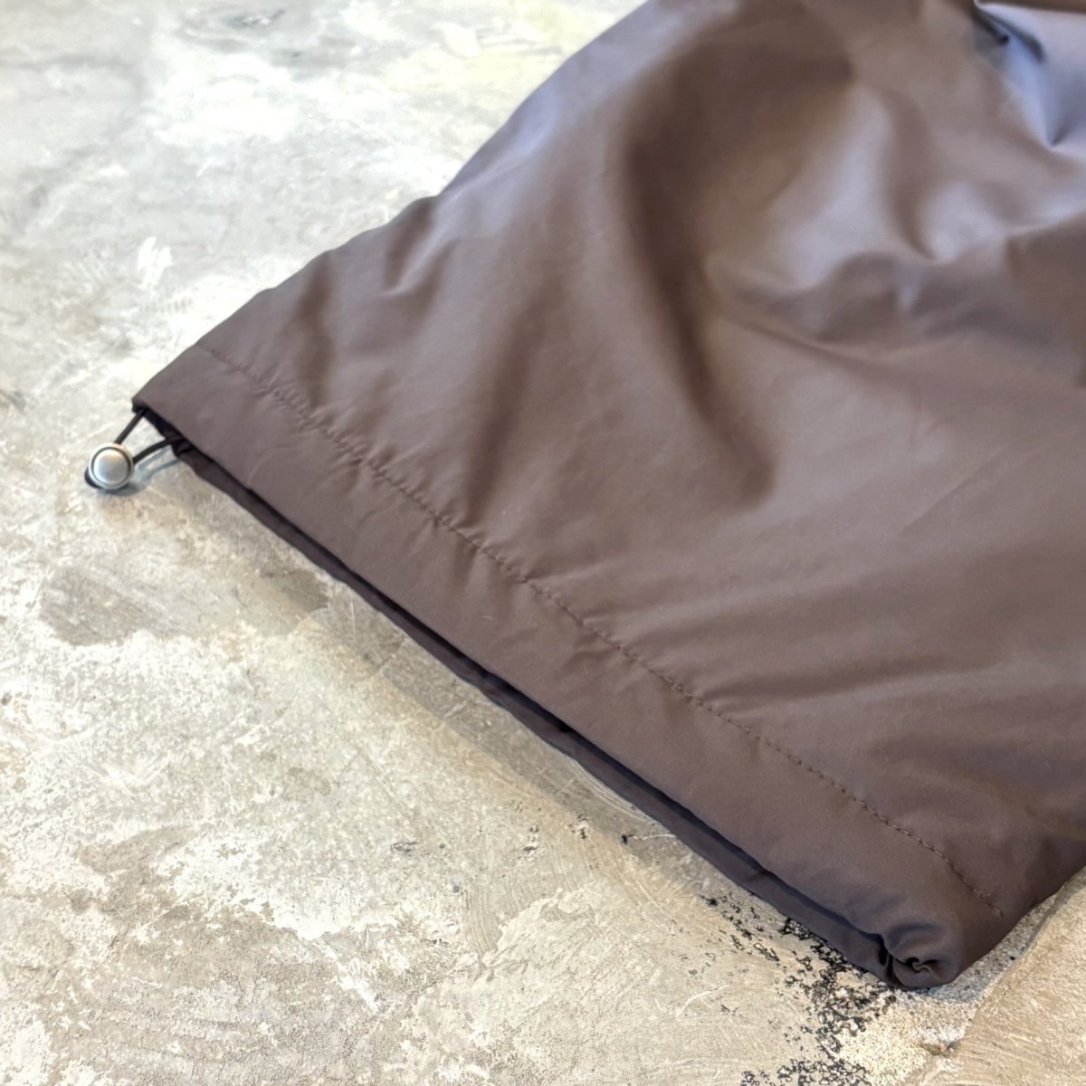 画像8: 【WONDERGROUND】QUILTING LINER WIDE NYLON PANTS / BROWN / OS (8)