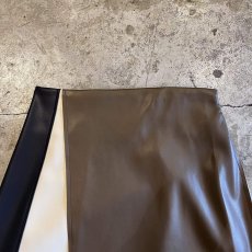 画像8: 3 COLOR DOCKING DESIGN FAUX LEATHER LONG SKIRT / W24~W30 (8)