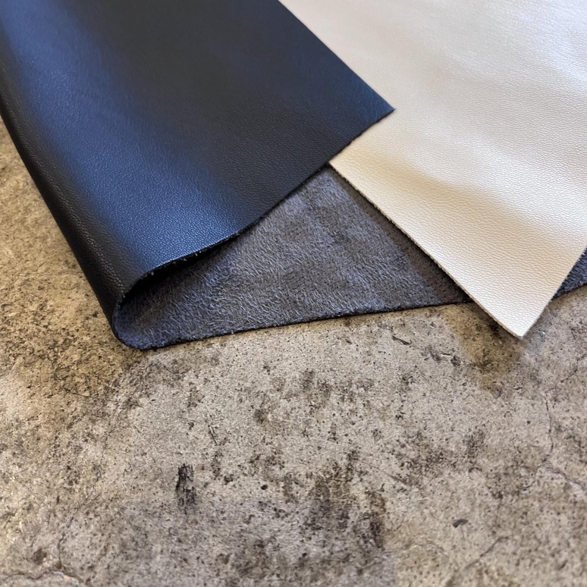 画像3: 3 COLOR DOCKING DESIGN FAUX LEATHER LONG SKIRT / W24~W30 (3)