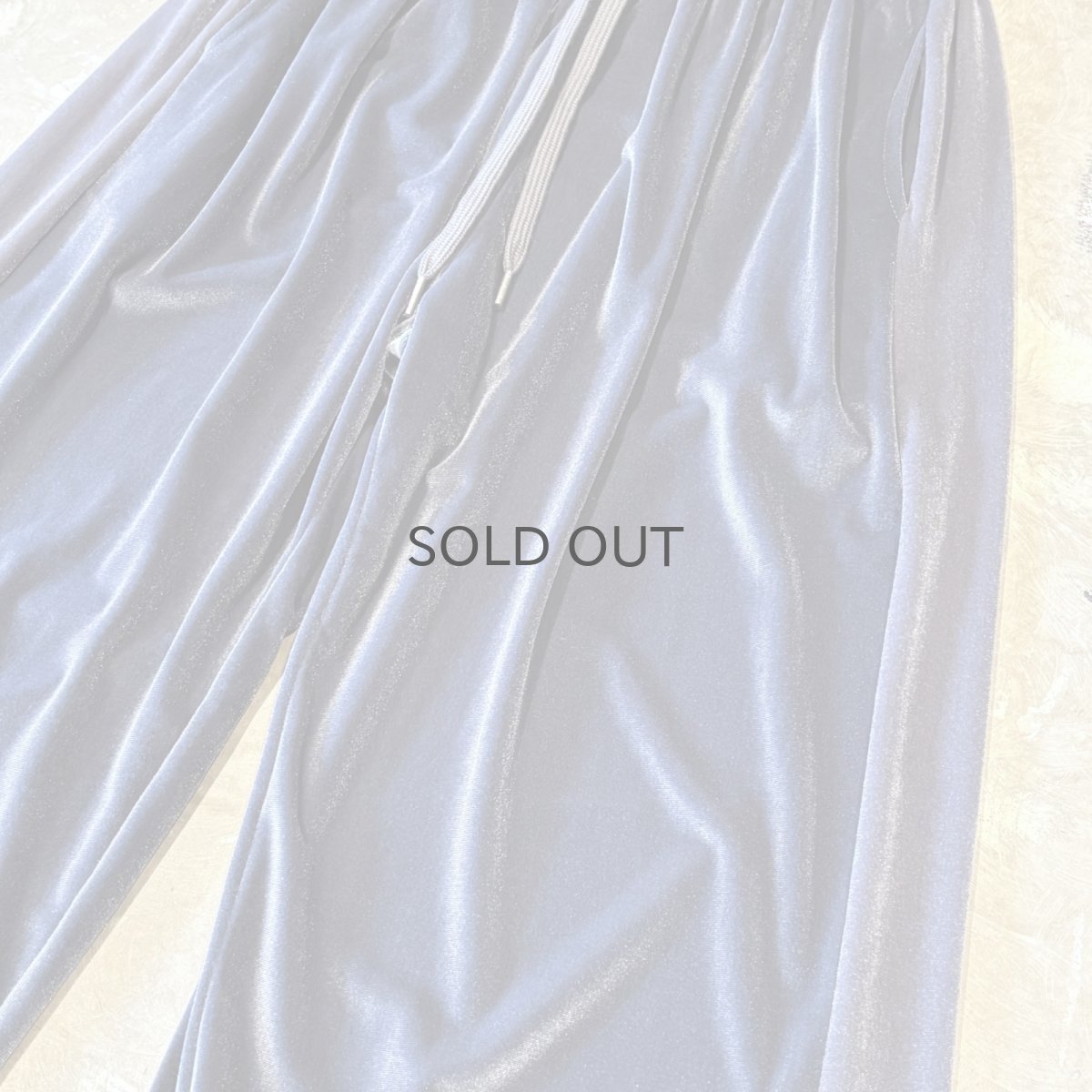 画像4: SIDE LINE WIDE SILHOUETTE VELVET PANTS / FREE (4)