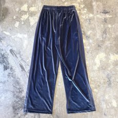 画像2: SIDE LINE WIDE SILHOUETTE VELVET PANTS / FREE (2)