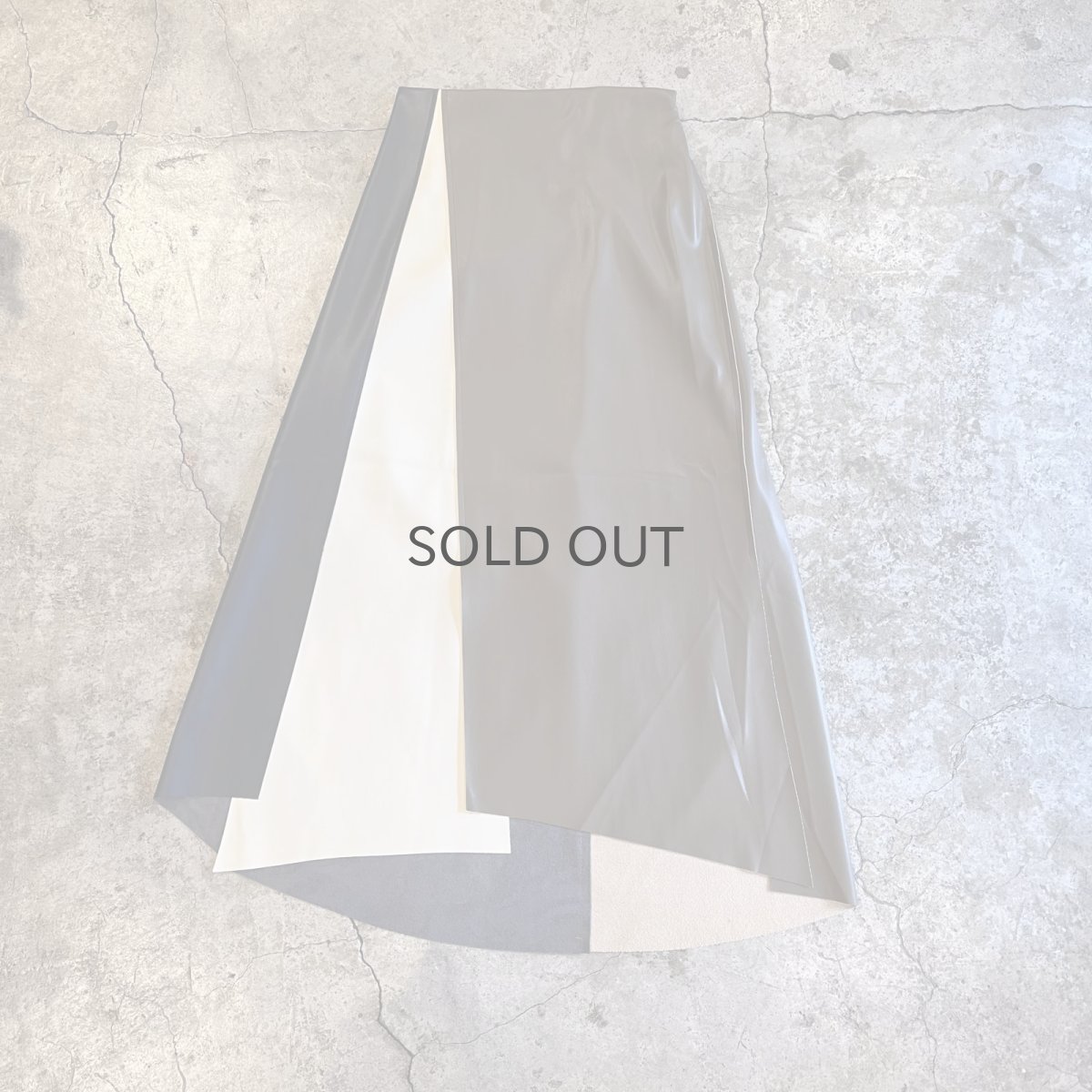 画像1: 3 COLOR DOCKING DESIGN FAUX LEATHER LONG SKIRT / W24~W30 (1)