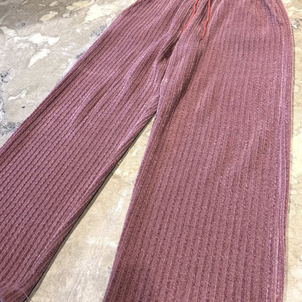 画像6: 【WONDERGROUND】RIB WIDE SILHOUETTE VELOUR PANTS / PINK / OS (6)