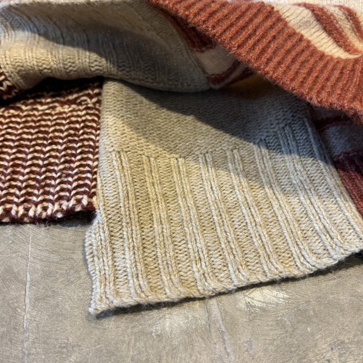 画像8: 【Wiz&Witch】"UNITED" THREE FACE DECORATIVE KNIT SWETER / OS (8)