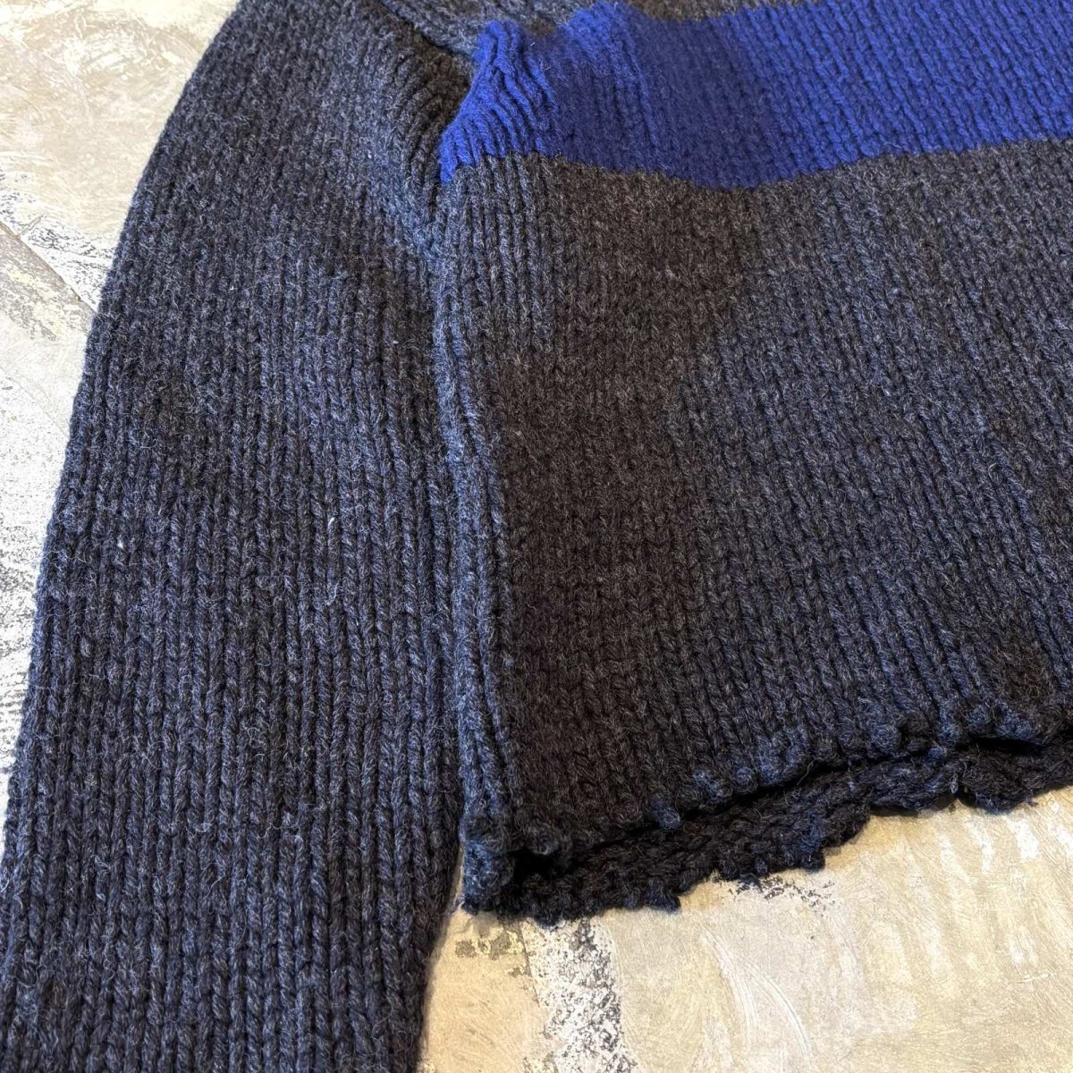 画像5: BICOLOR CUT OFF STYLE HANDKNIT SWEATER / Mens M (5)