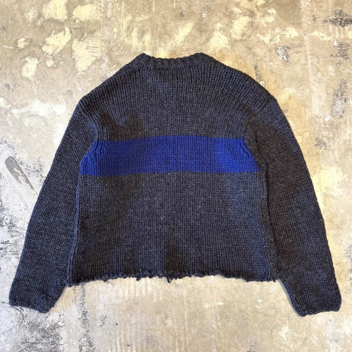 画像2: BICOLOR CUT OFF STYLE HANDKNIT SWEATER / Mens M (2)