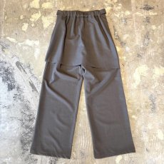 画像2: 【WONDERGROUND】ZIP SKIRT LAYERED BELTED SLACKS / KHAKI / OS (2)