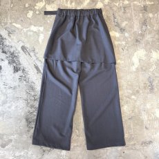 画像2: 【WONDERGROUND】ZIP SKIRT LAYERED BELTED SLACKS / GREY / OS (2)