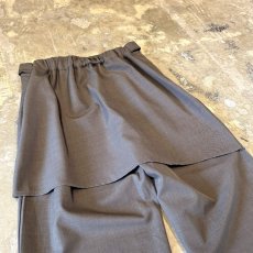 画像9: 【WONDERGROUND】ZIP SKIRT LAYERED BELTED SLACKS / KHAKI / OS (9)