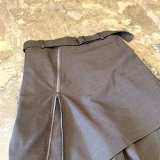 画像3: 【WONDERGROUND】ZIP SKIRT LAYERED BELTED SLACKS / KHAKI / OS (3)