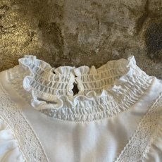 画像9: FLONT FRILL DESIGN VOLUME SLEEVE HALF NECK L/S TOPS / Ladies M (9)