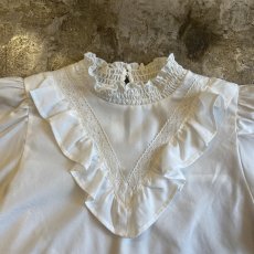 画像8: FLONT FRILL DESIGN VOLUME SLEEVE HALF NECK L/S TOPS / Ladies M (8)