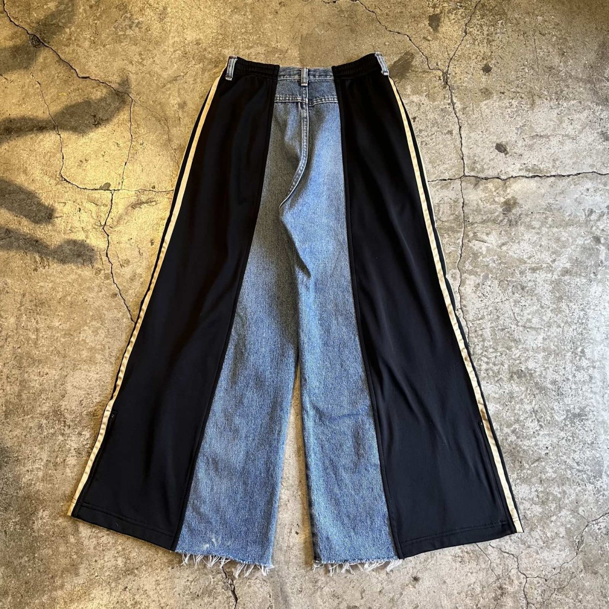 画像2: 【Wiz&Witch】"UNITED" SPORTY DENIM PANTS / OS (2)