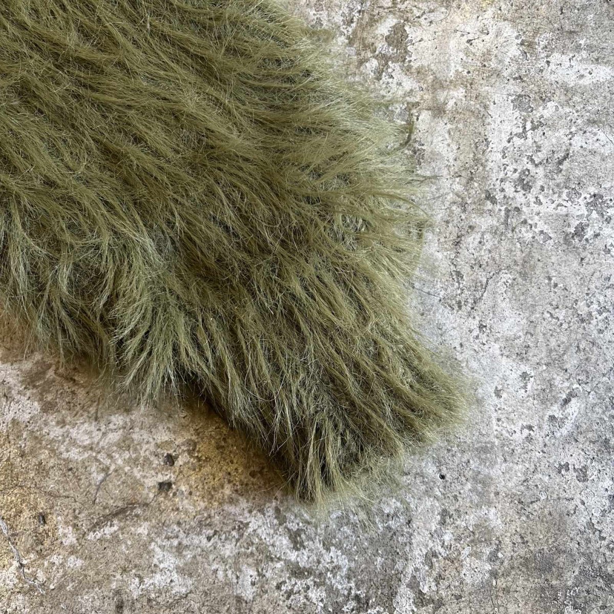 画像5: KHAKI COLOR LONG SHAGGY SHORT DESIGN KNIT CARDIGAN / Ladies M (5)