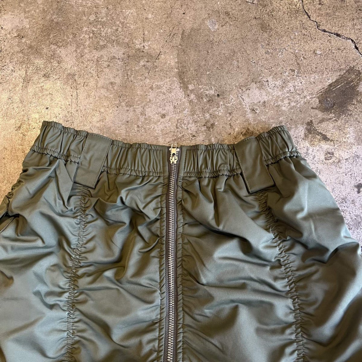 画像6: FRONT ZIP UP GATHER DESIGN NYLON LONG SKIRT / W25~W34 (6)