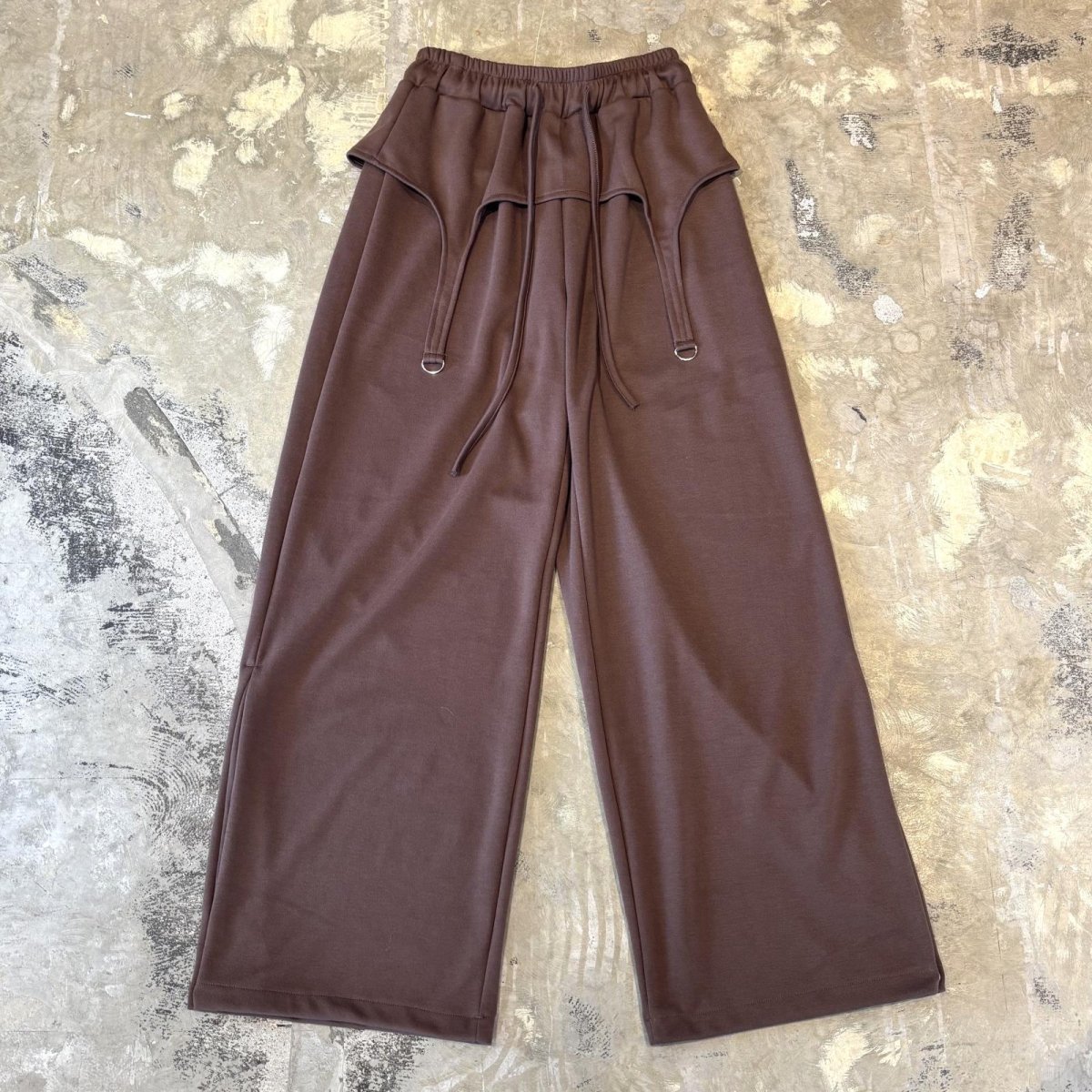画像1: 【WONDERGROUND】D-CODE LAYERED WIDE SUWEAT PANTS / BROWN / OS (1)