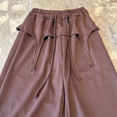 画像11: 【WONDERGROUND】D-CODE LAYERED WIDE SUWEAT PANTS / BROWN / OS (11)
