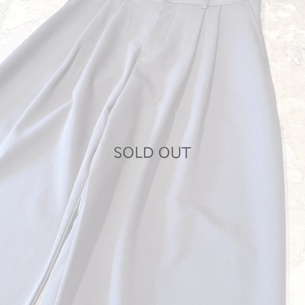 画像4: 【WONDERGROUND】2TUCK WIDE SILHOUETTE SLACKS / GREY / OS (4)