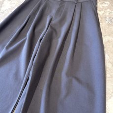 画像4: 【WONDERGROUND】2TUCK WIDE SILHOUETTE SLACKS / GREY / OS (4)
