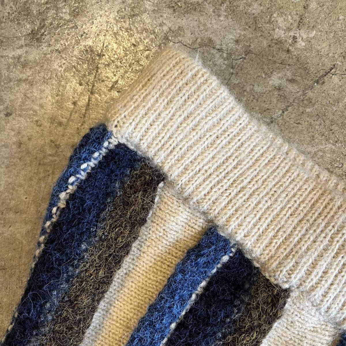 画像7: ALL OVER MULTI STRIPE PATTERN SOFT FLARE DESIGN KNIT PANTS / W26~32 (7)