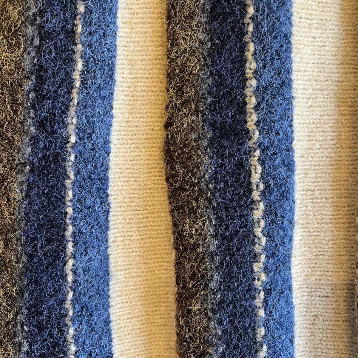 画像10: ALL OVER MULTI STRIPE PATTERN SOFT FLARE DESIGN KNIT PANTS / W26~32 (10)