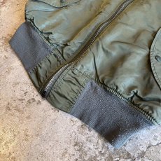 画像5: 【ALPHA】KHAKI COLOR REVERSIBLE DESIGN NYLON MA-1 JACKET / Ladies L M) / MADE IN USA (5)