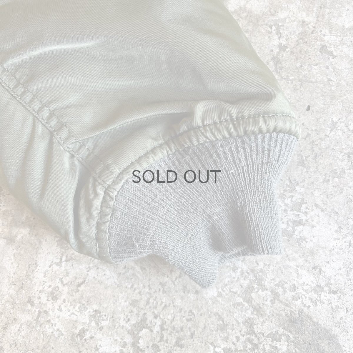 画像7: 【ALPHA】KHAKI COLOR REVERSIBLE DESIGN NYLON MA-1 JACKET / Ladies L M) / MADE IN USA (7)