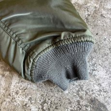 画像7: 【ALPHA】KHAKI COLOR REVERSIBLE DESIGN NYLON MA-1 JACKET / Ladies L M) / MADE IN USA (7)