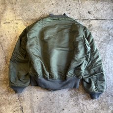 画像2: 【ALPHA】KHAKI COLOR REVERSIBLE DESIGN NYLON MA-1 JACKET / Ladies L M) / MADE IN USA (2)
