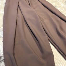 画像5: 【WONDERGROUND】DESIGN TUCK WIDE SILHOUETTE SLACKS / BROWN / OS (5)