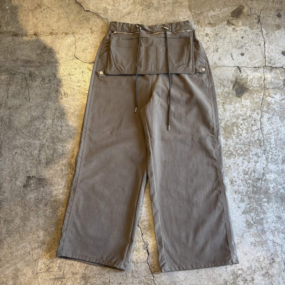 画像1: 2WAY APRON POCKET WORK DESIGN PANTS / FREE~W35 (1)