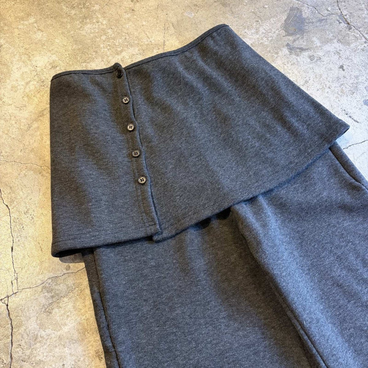 画像10: 2 WAY SKIRT LAYERED DESIGN SOFT FLARE SWEAT PANTS / W22~W33 (10)