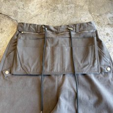 画像4: 2WAY APRON POCKET WORK DESIGN PANTS / FREE~W35 (4)