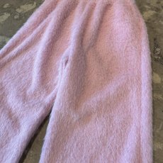 画像4: COLOR FAUX FUR WIDE SILHOUETTE PANTS / PINK / W29~ (4)