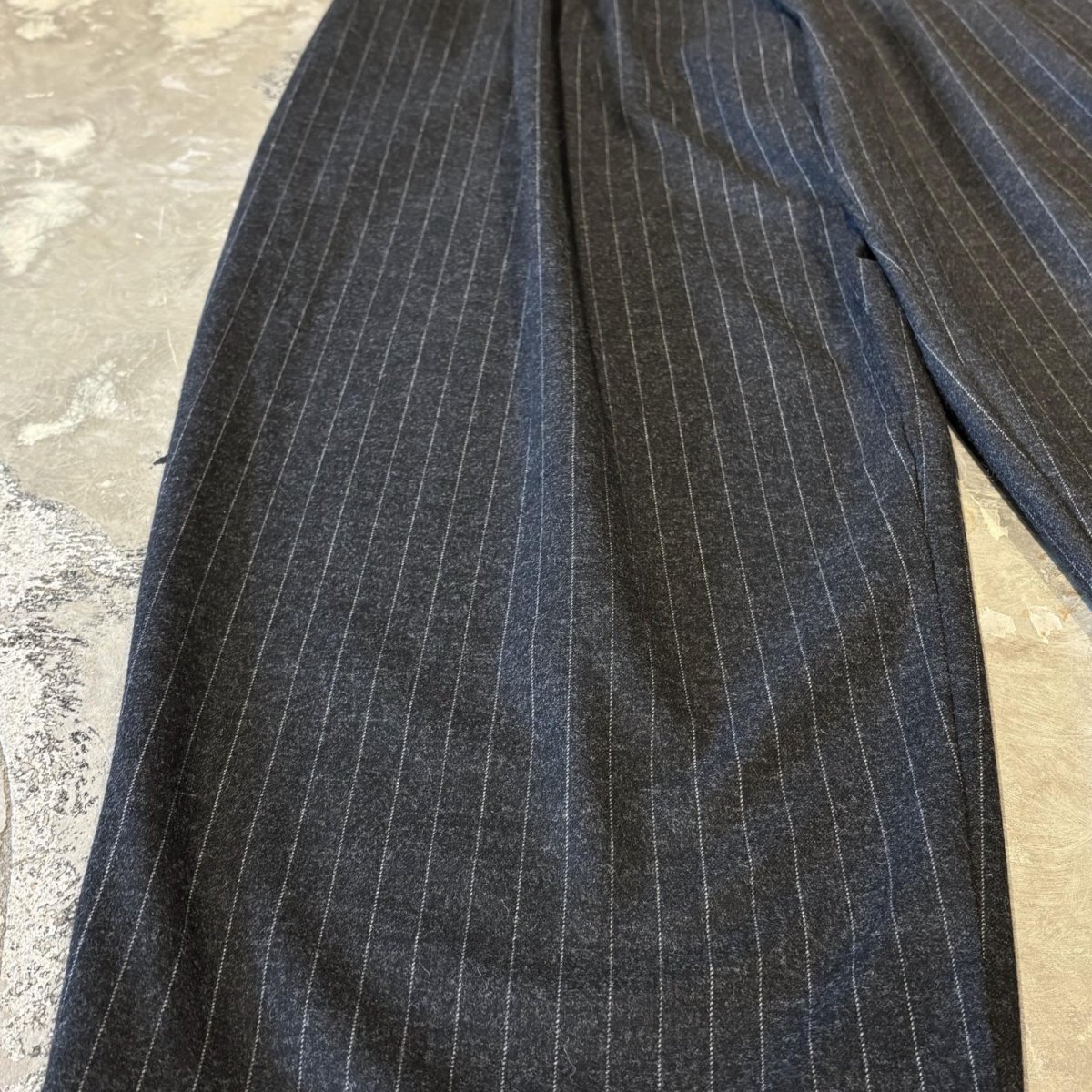 画像7: 【WONDERGROUND】STRIPE PATTERN WIDE WOOL SLACKS / BLACK / OS (7)