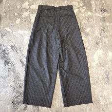 画像2: 【WONDERGROUND】STRIPE PATTERN WIDE WOOL SLACKS / GREY / OS (2)