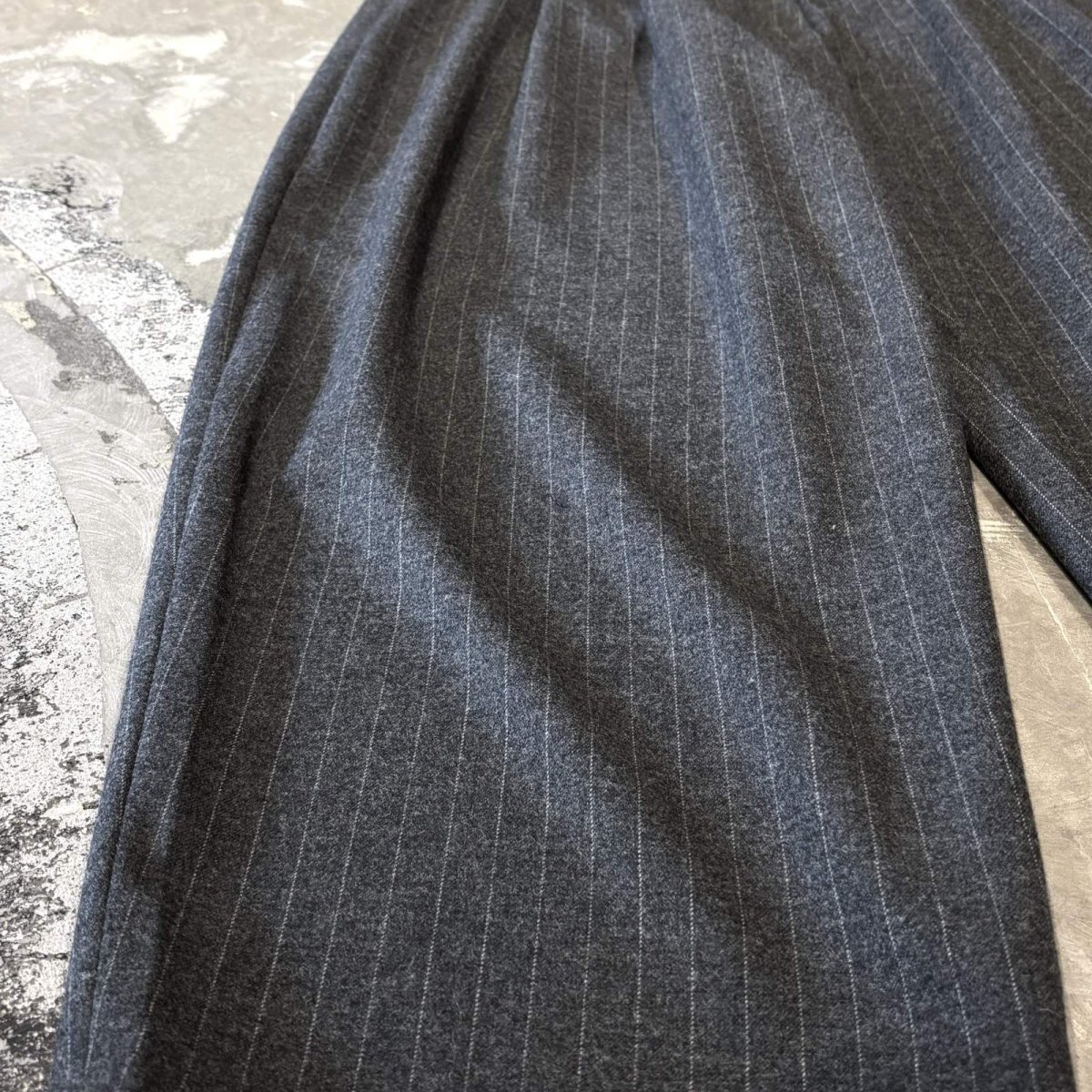 画像7: 【WONDERGROUND】STRIPE PATTERN WIDE WOOL SLACKS / GREY / OS (7)