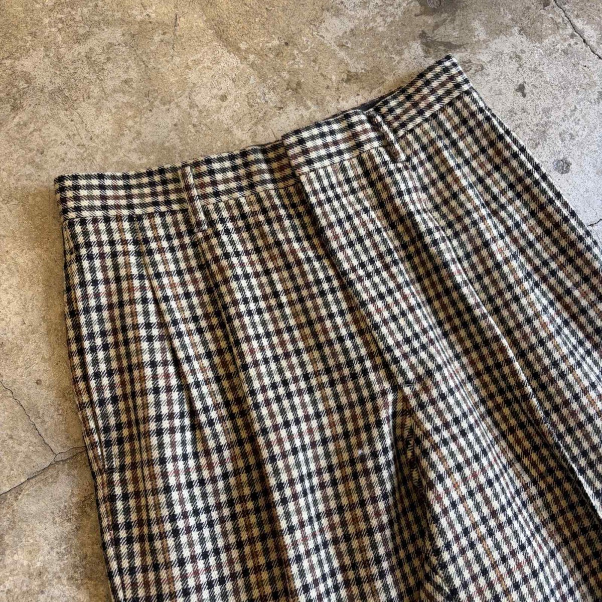 画像3: GUN CLUB CHECK PATTERN 2 TUCK DESIGN SLACKS PANTS / W29 (3)