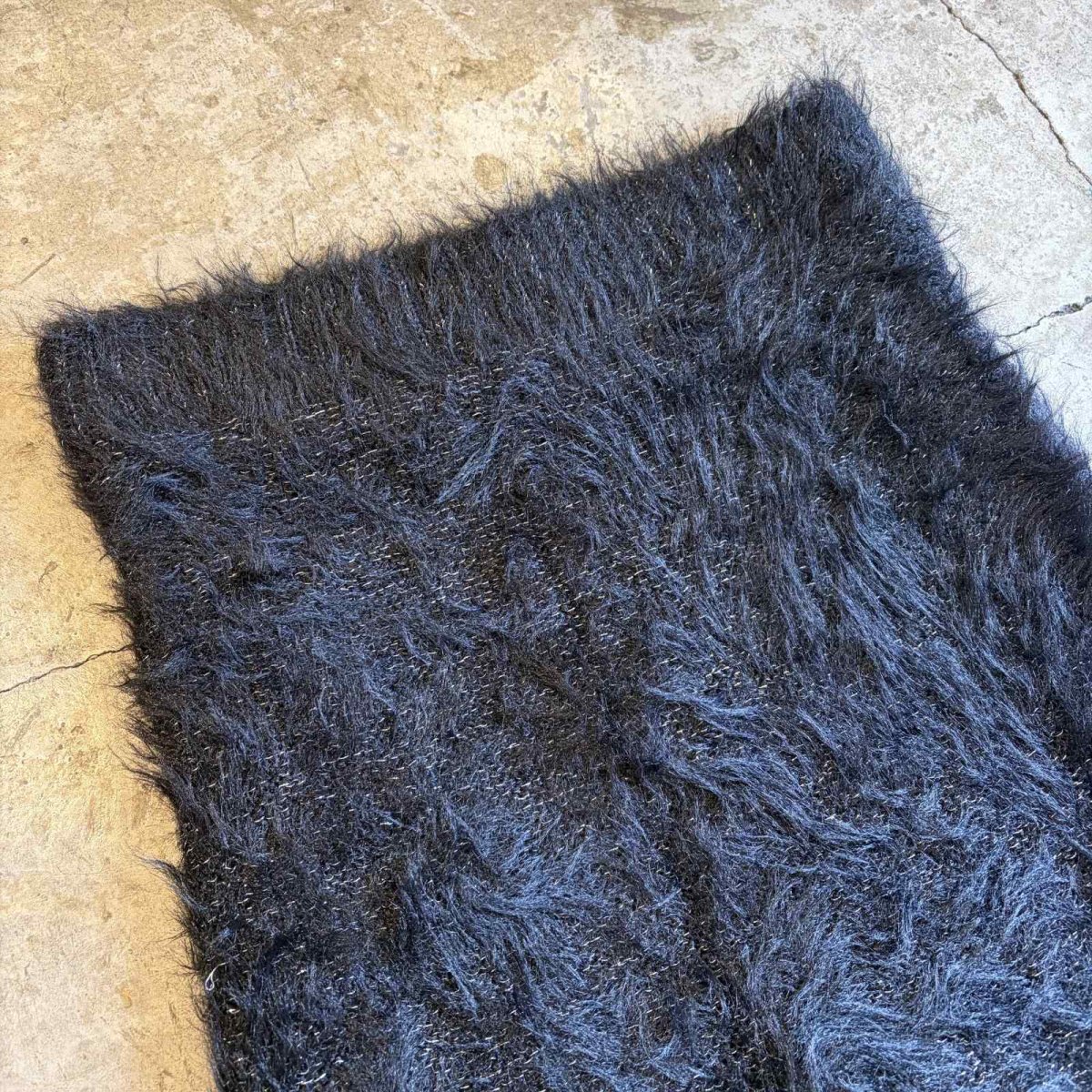 画像3: POINT GLITTER COLOR SHAGGY FAUX FUR BACK SLIT SKIRT / W27~W33 (3)