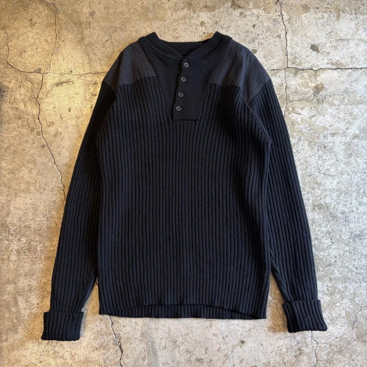 画像1: 【L.L Bean】HENRY SHOULDER ELBOW PATCH DESIGN SWEATER / Ladies XL (1)