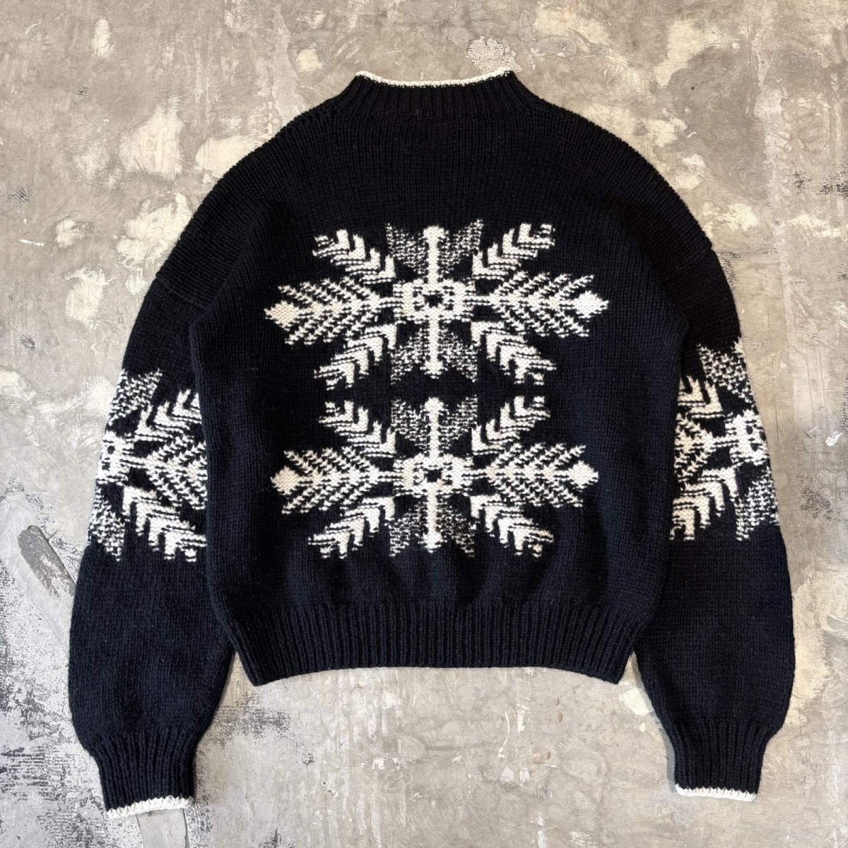 画像2: BICOLOR NATIVE GRAPHIC HANDKNIT WOOL SWEATER / Mens XL (2)