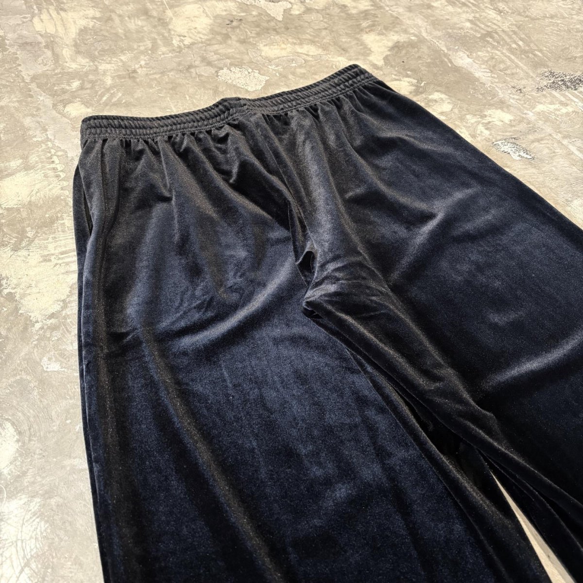 画像9: BLACK COLOR WIDE SILHOUETTE VELOUR PANTS / FREE (9)