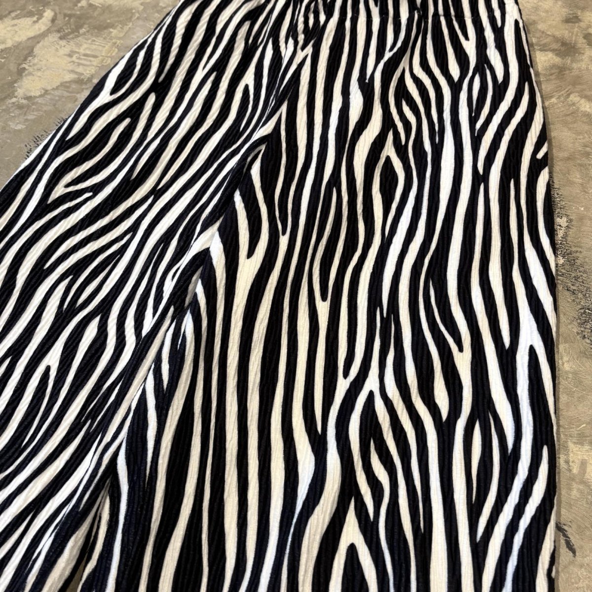 画像4: BICOLOR ALL OVER PATTERN WIDE SILHOUETTE RIB PANTS / W26~W36 (4)