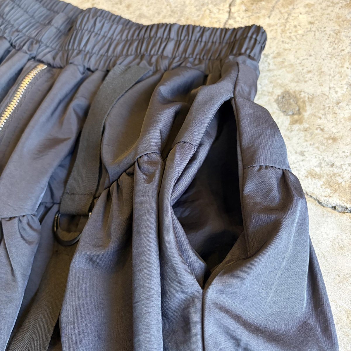 画像9: FRONT ZIP 2BELT DESIGN BALLOON LONG SKIRT / W25~W35 (9)