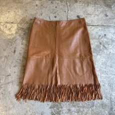 画像1: BROWN COLOR DESIGN FRINGE LEATHER SKIRT / W30 / MADE IN ITALY (1)