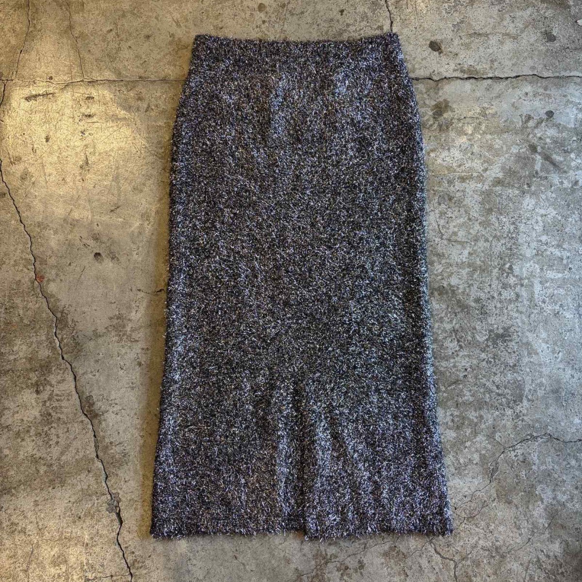 画像2: SHAGGY SILVER GLITTER BACK SLIT DESIGN SKIRT / W29~FREE (2)