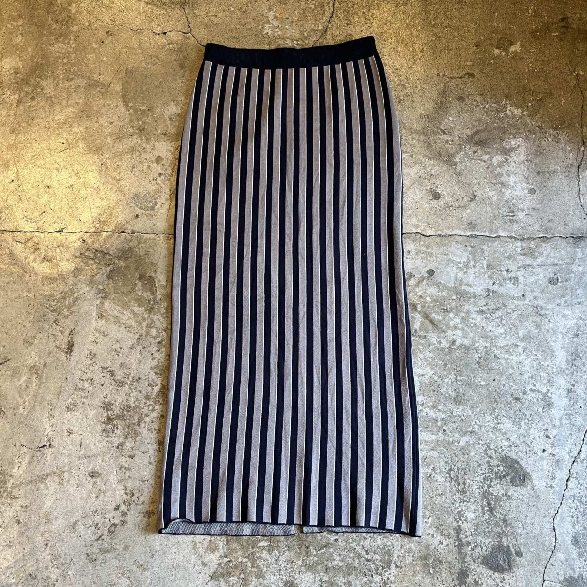 画像1: ALL OVER MULCH STRIPE PATTERN BACK SLIT LONG SKIRT / W26~W31 (1)