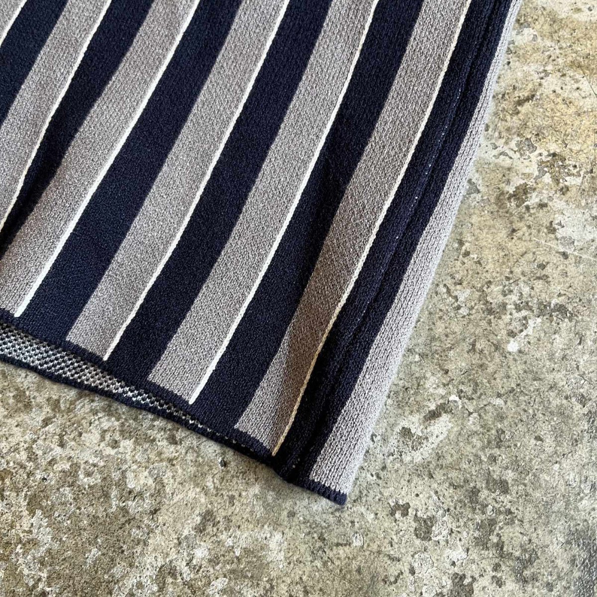 画像3: ALL OVER MULCH STRIPE PATTERN BACK SLIT LONG SKIRT / W26~W31 (3)