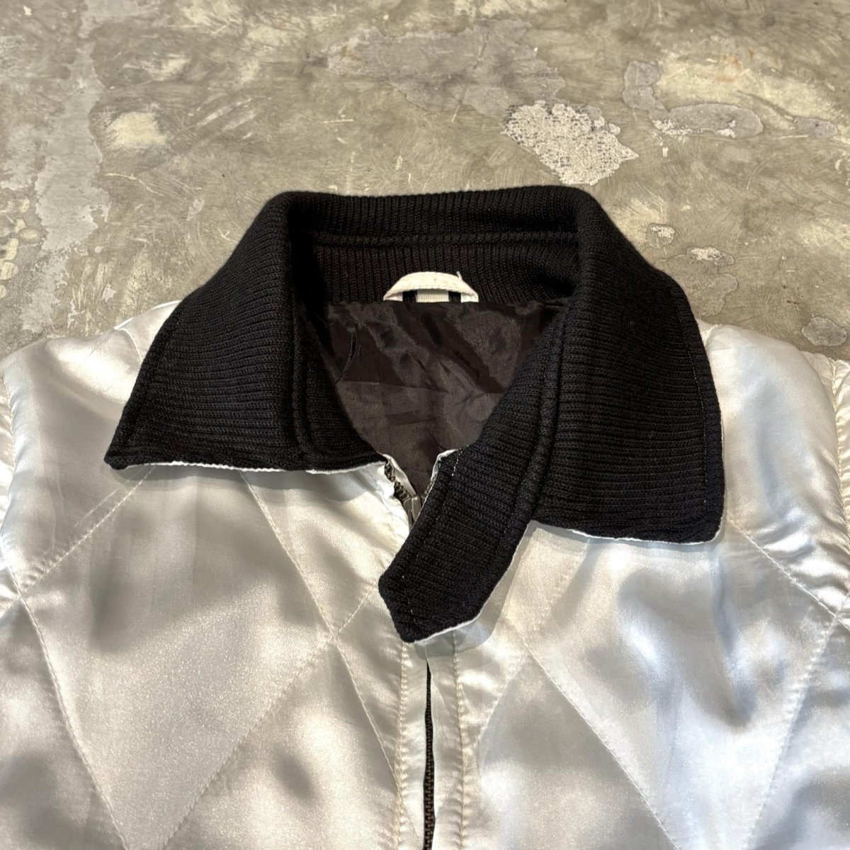 画像10: BACK SCORPION EMBROIDERY QUILTING ZIP UP JACKET / Mens M (10)